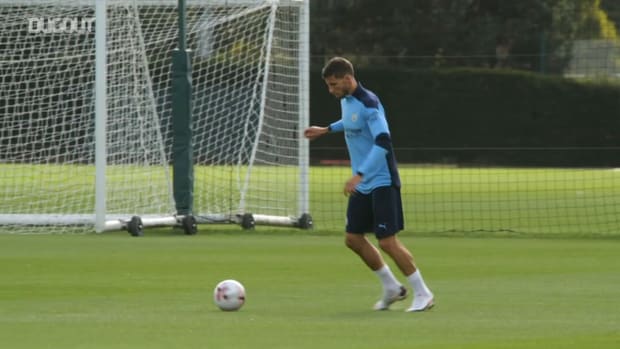 Ruben Dias' first Man City training session